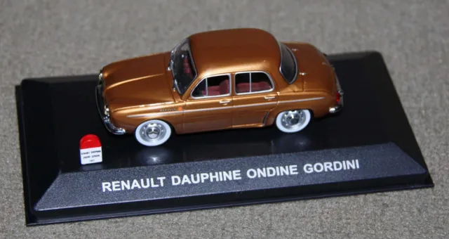 Miniature 1:43 Renault Ondine Gordini 1962 Ixo/Nostalgie/CEC réf. V5670