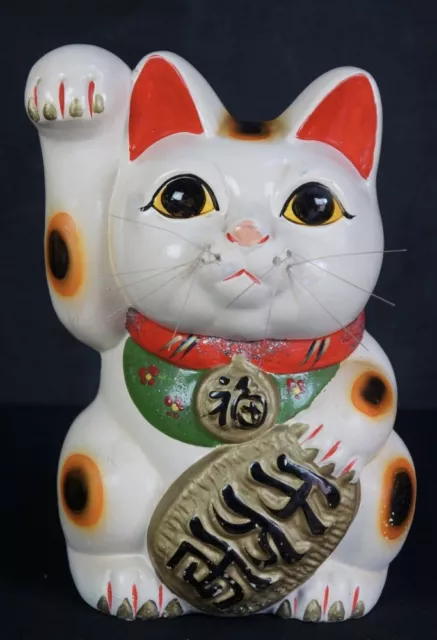 Maneki neko Japanese lucky cat Tokoname yaki Ceramic made in japan