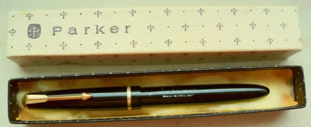 PARKER " SLIMFOLD " in BOX ; FOUNTAIN PEN in BLACK; 14 Kt.Goldnib! FULL WORKING!