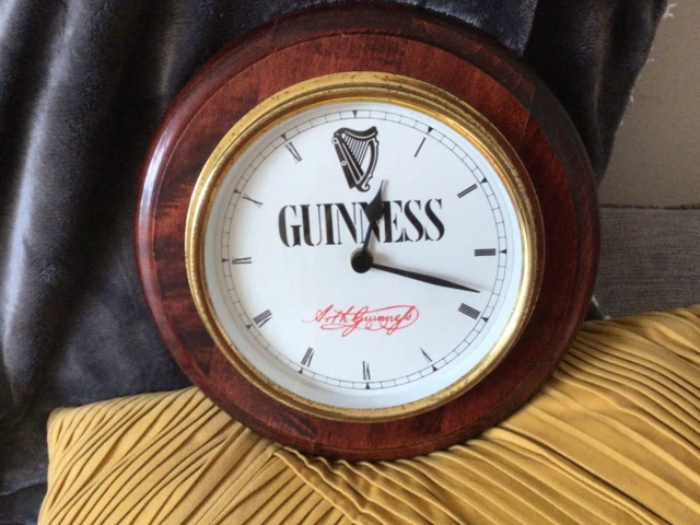 Vintage Guinness Collectable Clock.