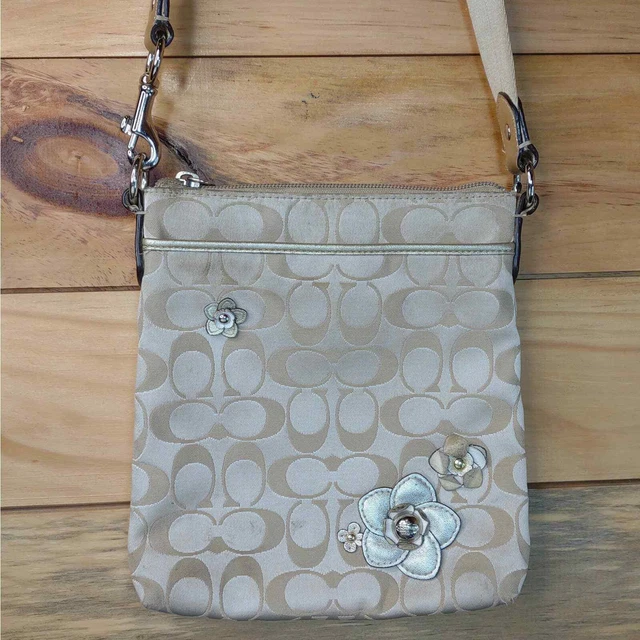 Coach vintage Y2K signature monogram swingpack crossbody bag floral applique