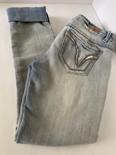 Bongo Light Denim Distress Jeans Size 7.   Crop Jeans