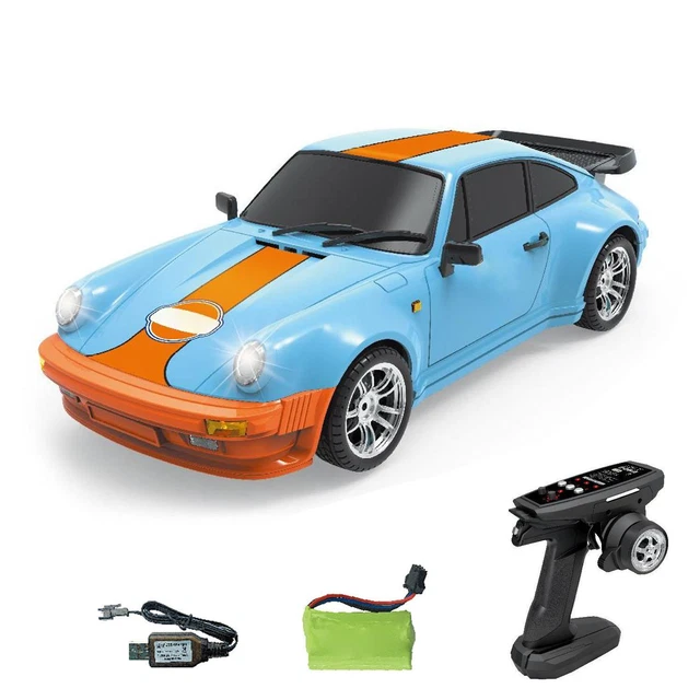 Auto Da Drift RC LD1898 In Scala 1:18, Modello Nissan GTR R34, Colore Blu/arancione. Trazione Posteriore (RWD) Con Giroscopio, Telaio In Nylon, Albero In Metallo. Telecomando 2.4GHz, Portata 30m. Batteria 7.4V 500mAh Inclusa, Ricarica USB. Perfetta Per Drift Su Strada. - 4