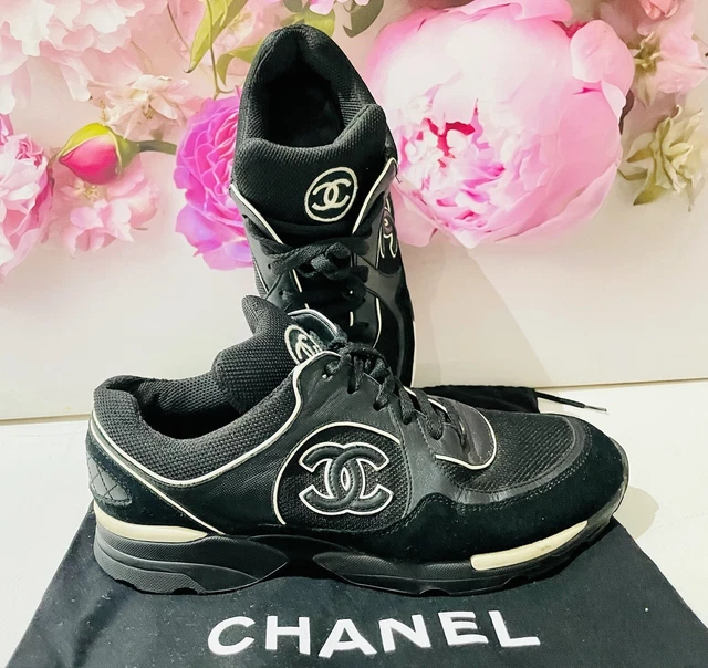 AUTHENTICH CHANEL CC Ladies Sneakers Trainers Shoe Fits UK 6 6.5