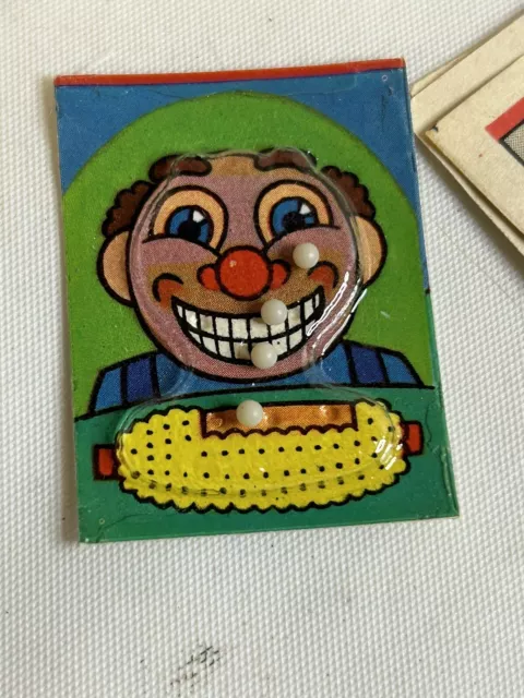 1973 Vintage Premium Cracker Jack Prize Toy Grains of Corn Game