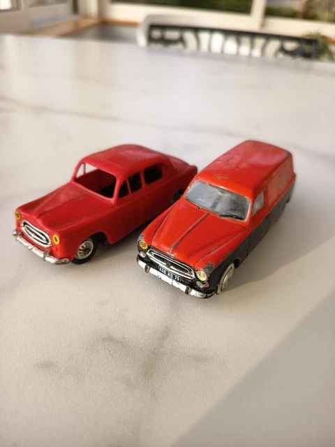 Lot De 4 Miniatures Peugeot échelle 1/43 – Corgi, Ixo, Norev – D4A, 203, 404