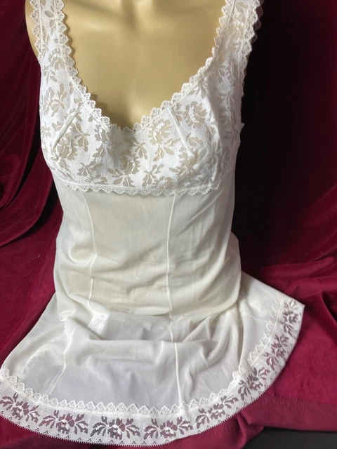 Jupon Nylon Vintage Années 60 - Unterkleid Full Slip 1550 - Neuf Avec Petits Défauts
