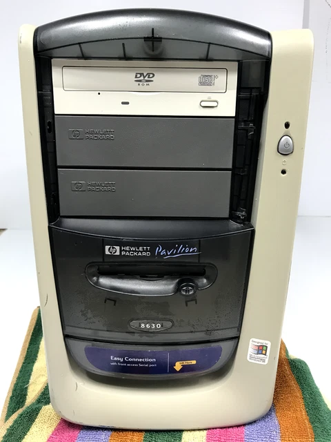 HP Pavillion 8630, AMD ATHLON 700MHz, 128MB SDRAM, 20GB HDD, Fresh Windows 98SE