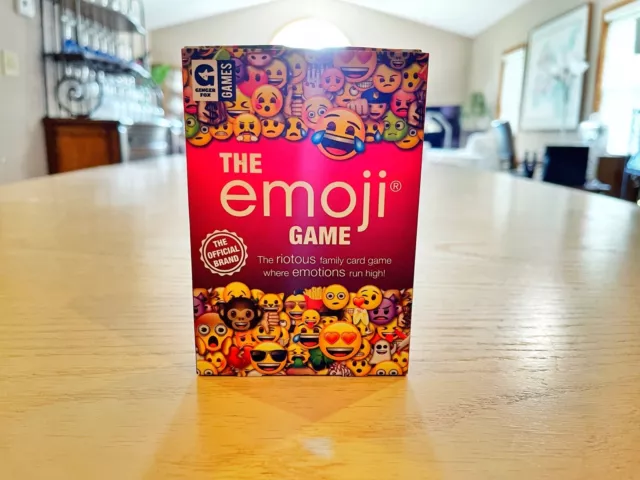 Ginger Fox Games The Emoji Game Family Card Game NEW     Family Game Night