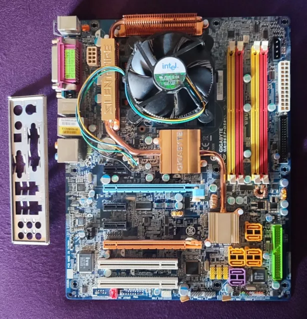 Carte Mère Gigabyte GA-965P-DS4 + Processeur + Ventirad