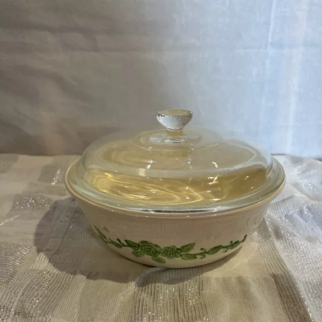 Vintage Homer Laughlin Oven-Serve Casserole Dish W Lid.