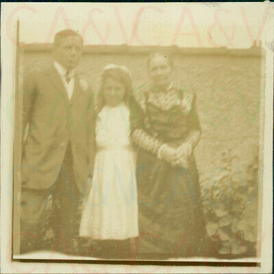 1909 Bray Co Wicklow Ireland Father Grandmother Girl Eileen 2.5" Orig