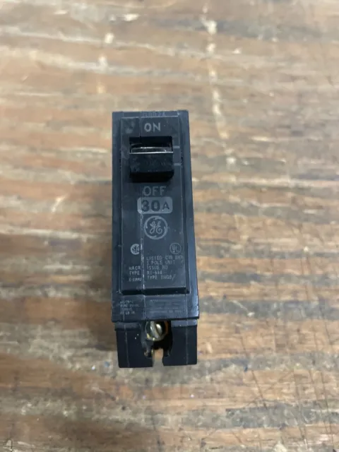 New Ge Thqb Thqb1130 Single Pole 30 Amp 240V Circuit Breaker