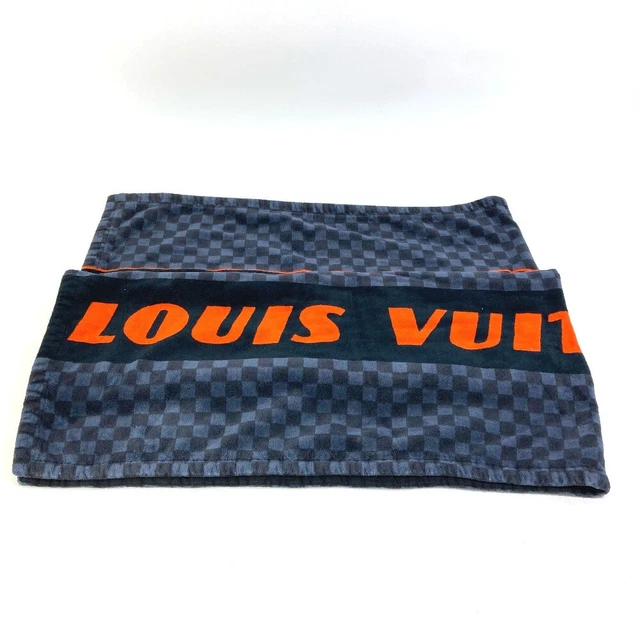 LOUIS VUITTON M73393 Doradovan Damier Cobalt Lace Blanket Bath towel Beach towel LOUIS VUITTON M73393 Doradovan Damier Cobalt Lace Blanket Bath towel Beach towel