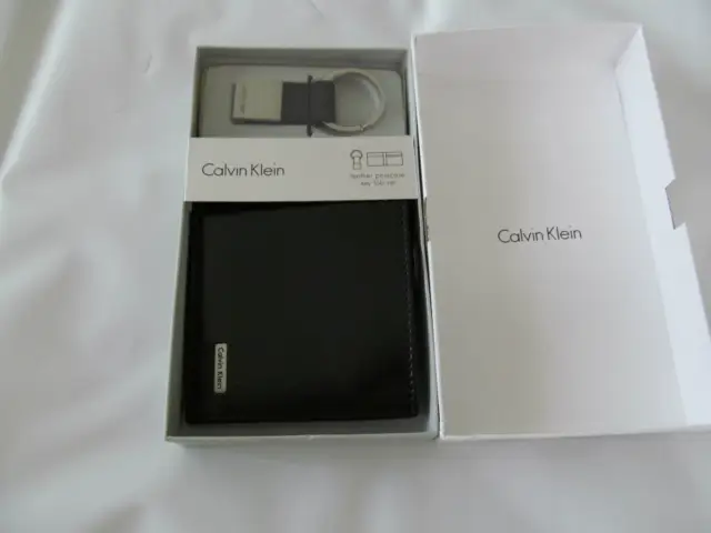 NWB Calvin Klein Black Leather Passcase Wallet and Key Fob Set $45