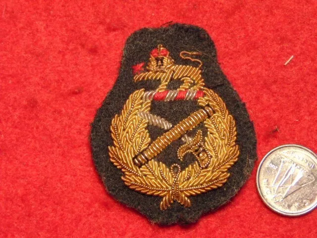 Original Canadian - CF - Small 1st. Pattern Canadian Forces Generals Cap Badge