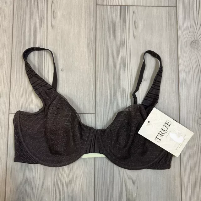 Aimer Singapore - Introducing Aimer Enjoy easiness collection, lace  embroidery light cup bra that is designed for women with full busts and  looking for comfort and support.