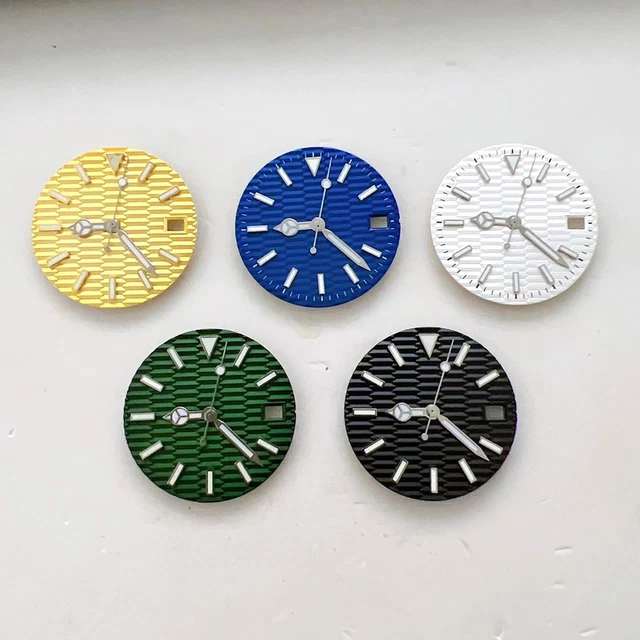 Cadran De Montre 28,5 Mm + Aiguilles Pour Mouvement NH35 - Accessoire Montage Montre, Neuf Avec étiquettes