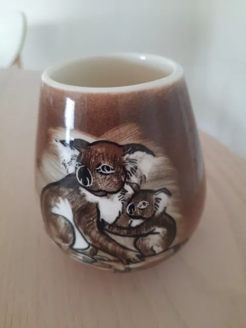 Stunning Australian Pottery Studio Anna Vase Wodonga Koala Bears