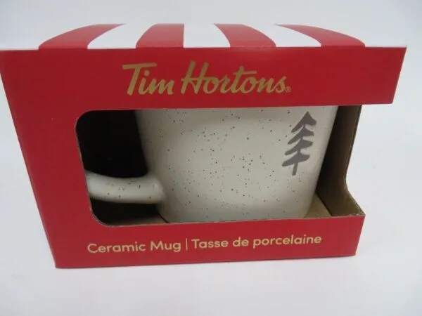 Tim Hortons 2022 Holiday Edition Coffee Tea Mug Pine Tree Limited Canada