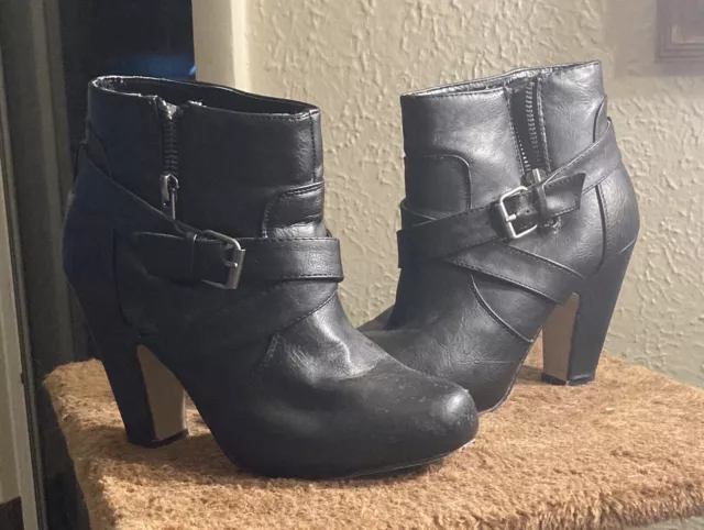 Madden Girl Ankle Boots Zippered Straps Buckle Heel Sz 6 1/2