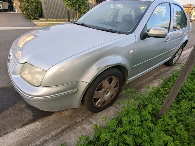 Volkswagen Bora Sedan VR5 2.3 Litre Manual