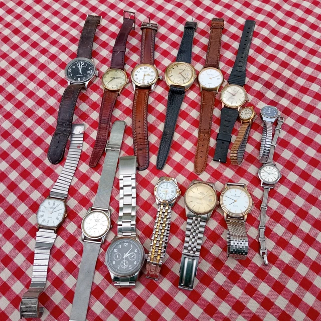 Lot De 15 Montres Vintage Des Années 40 à 90 - Révisées Ou Réparées, Occasion