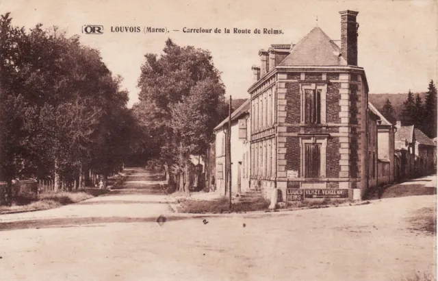 CPA 51 LOUVOIS (Marne) Carrefour de la Route de Reims