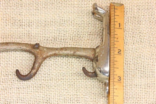 4 Coat Hooks Clothes Hanger Fold Up Arm Old Laundry Bath Vintage 1921 Patent 4