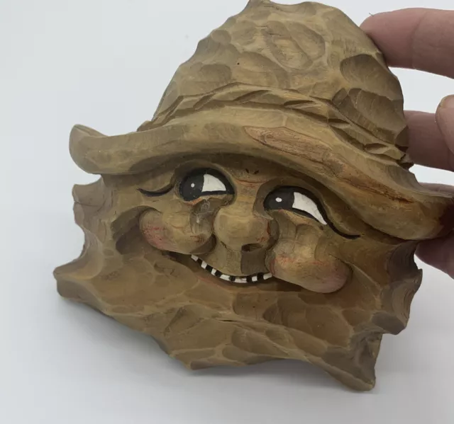 Vintage Wooden Carving, Seafaring Happy Man With Beard Blowing In The Wind-decor