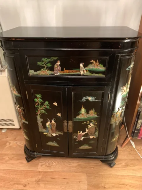 SOLD  Drinks/Cocktail Cabinet Vintage Chinese  / Oriental Black Lacquer Ware.