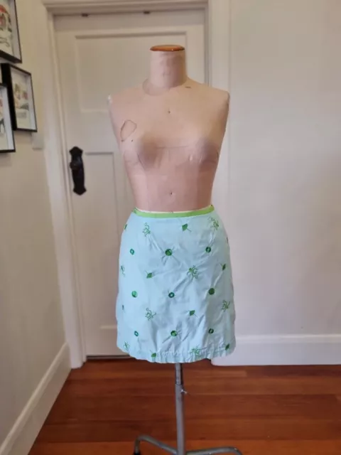 Lilly Pulitzer size 8 ( US 6 ) pale blue & green beach themed a line skirt