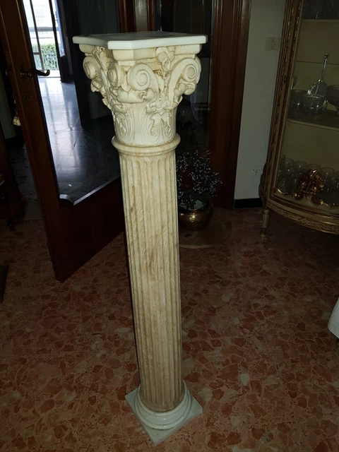 Colonna In Marmo