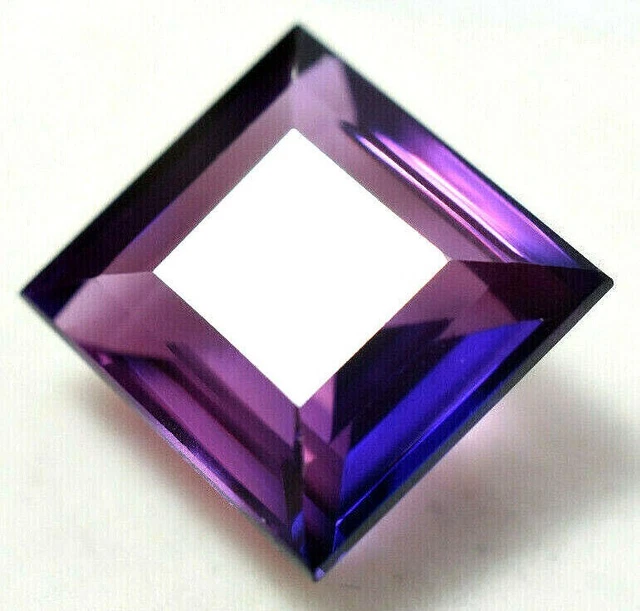 Pierre Tanzanite Violette Naturelle 10 Carats Ovale - Certifiée, Non Traitée, Qualité Exceptionnelle