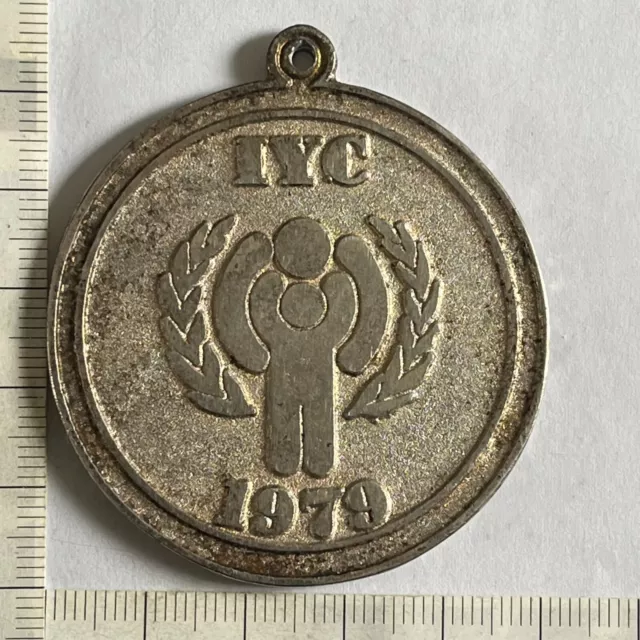 ICY 1979 Victorian Association of Deserted Children award  (3462275/L299)