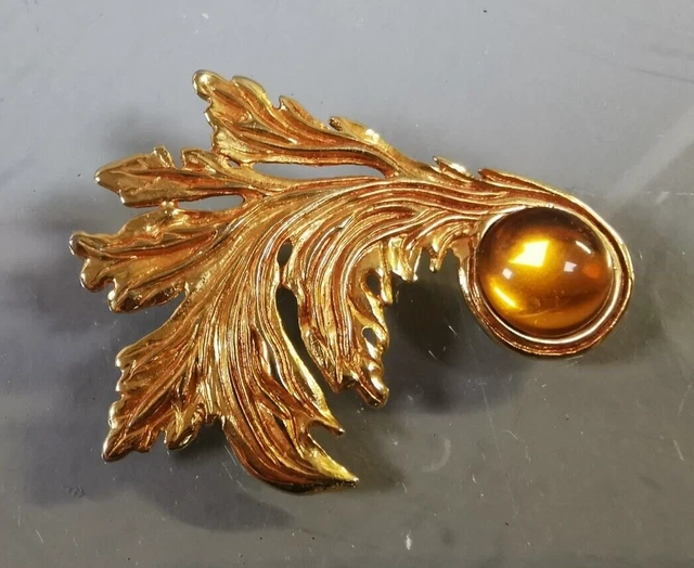 Broche Fantaisie Vintage En Métal Doré - Occasion, Avec Traces D'usure, Style Rétro