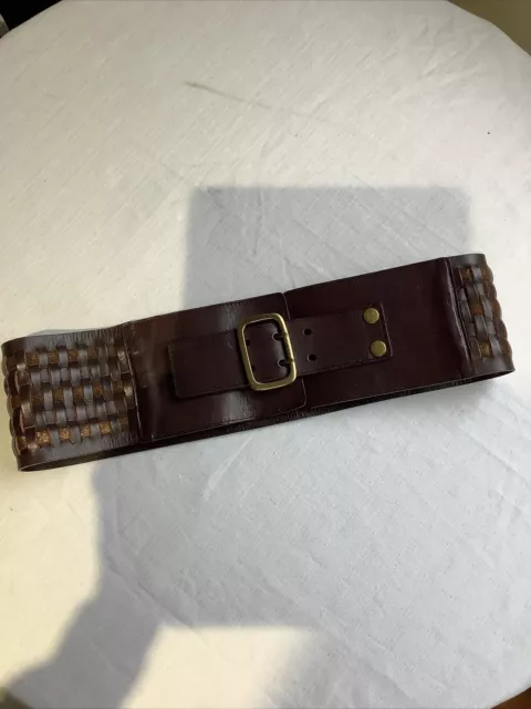 barneys New York S 2246 Extra Wide 4” Leather Becky Brass Buckle