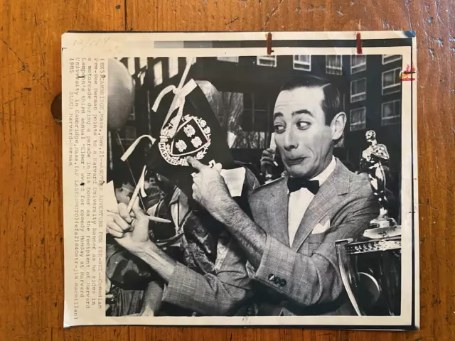 authentic PEE-WEE HERMAN at Harvard University Type 3/III AP press photo ©1985