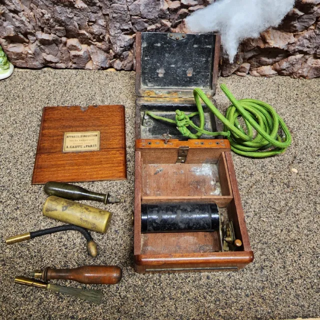 Antique Electric Shock Machine, Medical Mollectibles, Magneto