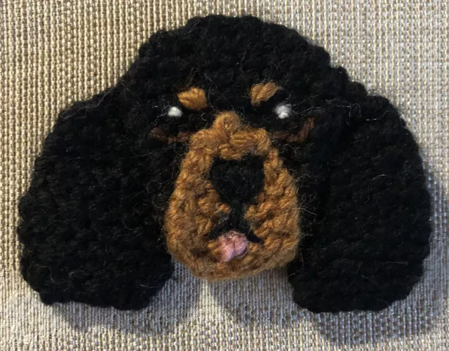 Cavalier King Charles Spaniel Black And Tan Knitted Brooch