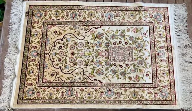 Orientteppich, Wandbehang, Hereke Seide, handgeknüpft Türkei ca. 52cm x78cm