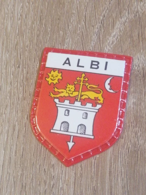 ÉCUSSON BADGE BLASON publicitaire armoiries REGILAIT région Albi EUR 2