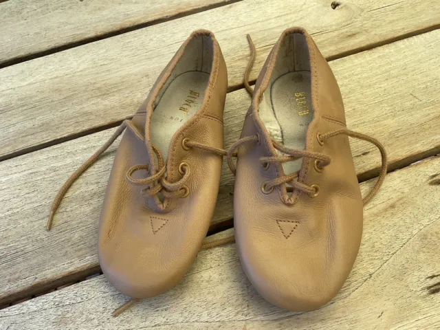 Bloch Girls Tan Lace Up Jazz Dance Shoes Split Sole Size 10.5 / 16 Cm Insole EUC