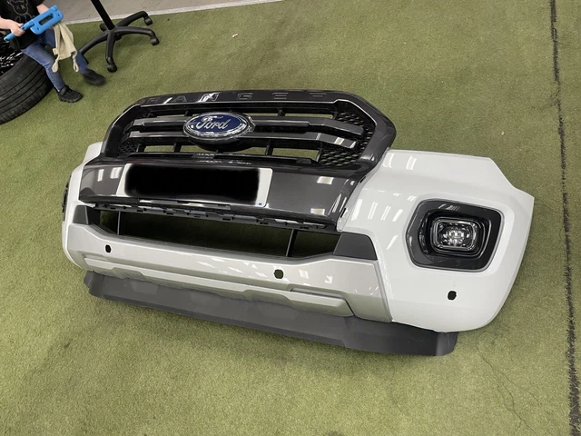 GENUINE FORD RANGER WILDTRACK 2022 FRONT BUMPER AND GRILLE - White £650 ...