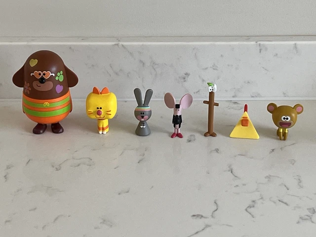 CBEEBIES HEY DUGGEE 7 Rare Character Figures - Chick Monkey Enid ...