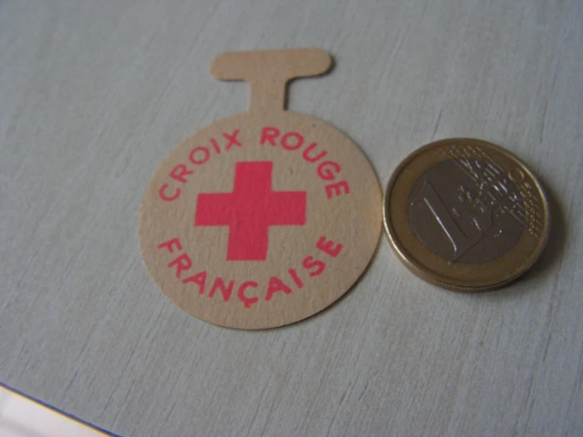 Insigne badge croix rouge française de la jeunesse CRFJ WW2