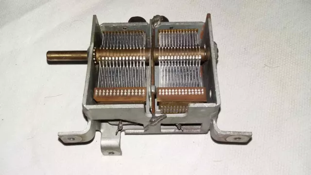 Röhrenradio VEB Olympia 502W KR466/22 Drehkondensator variable capacitor