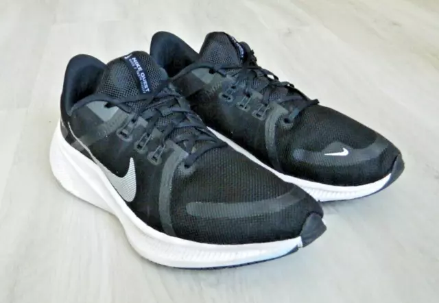 Nike Mens Running Trainers Quest 4 Black & White Size 12 / 47