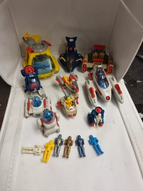 Vintage Manta Force Bundle Of Vehicles From Compand Ship With Figures Bluebird