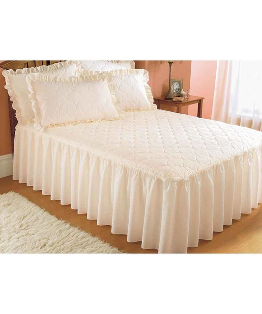Couvre-lit matelassé avec couvre-oreillers vendus séparément